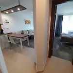 Belvedere Club H79 Apartmán *