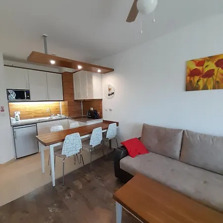 Belvedere Club H79 Apartamento