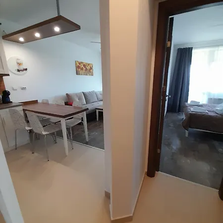 Belvedere Club H79 Apartment *